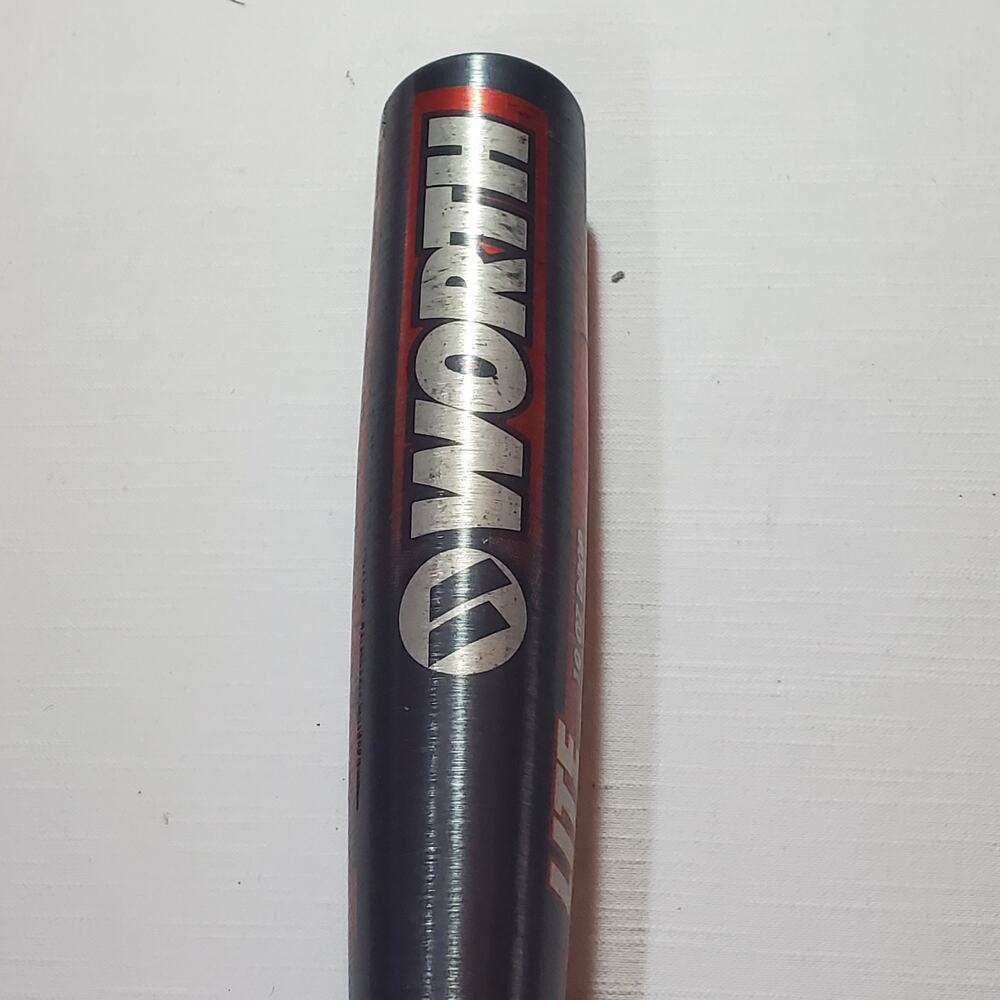 Worth Softball Bat 30 Inch 20 Oz Drop 10